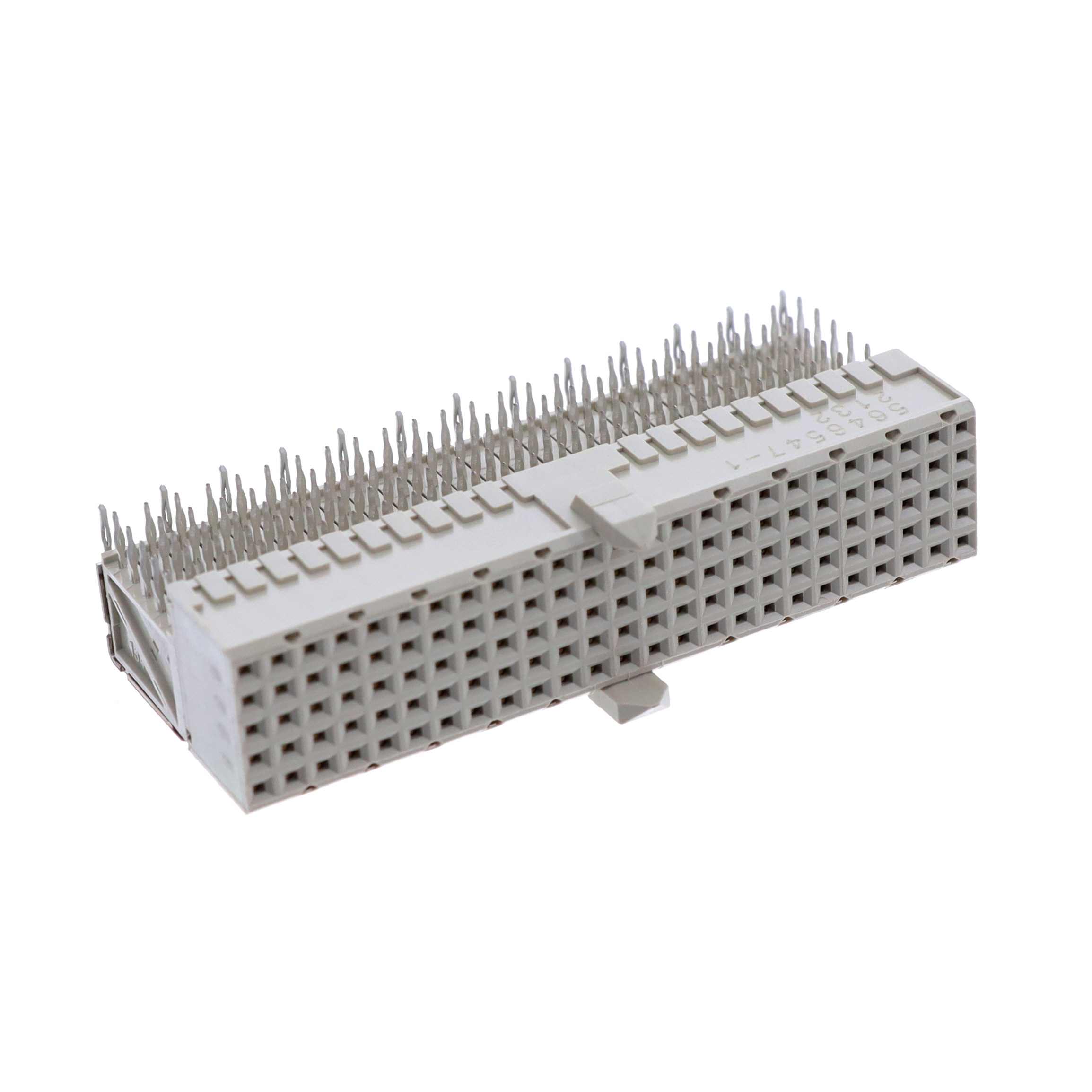 TE CONNECTIVITY 背板连接器 - Hard Metric/标准 5646547-1